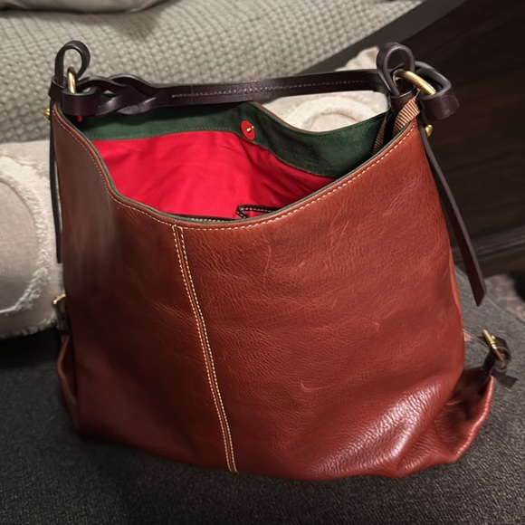 Dooney and Bourke twist sac - Picture 2 of 3